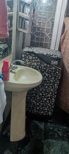 Bathroom Image of 2500 Sq.ft 6 BHK Duplex for sale in RWA BK Dutt Colony, BK Dutt Colony New Delhi for Rs. 21000000