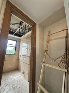 Bathroom Image of 2942 Sq.ft 4 BHK Independent House for sale in Ansal Esencia Sector 67, Sector 67 Gurgaon for Rs. 37000000