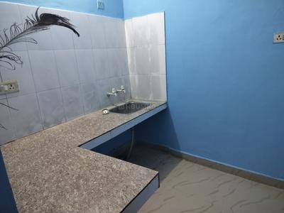 Kitchen Image of 650 Sq.ft 1 BHK Independent House for rent in Indrapur Varanasi for Rs. 6000