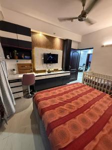 Bedroom Image of 1300 Sq.ft 3 BHK Apartment / Flat for sale in Nimbus The Hyde Park, Sector 78 Noida for Rs. 16000000