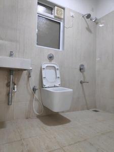 Common Bathroom Image of 1015 Sq.ft 3 BHK Apartment / Flat for sale in Borivali West Mumbai for Rs. 26500000