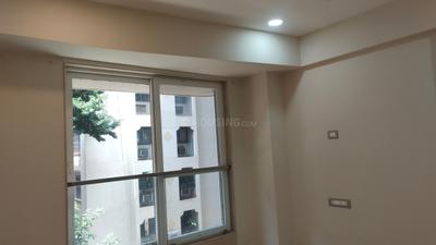 Bedroom Image of 700 Sq.ft 2 BHK Apartment / Flat for rent in Santacruz West Mumbai for Rs. 125000