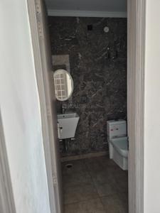 Bathroom Image of 1856 Sq.ft 3 BHK Apartment / Flat for rent in HL City, sector 37 Bahadurgarh for Rs. 20000