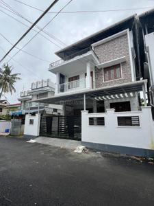 Image of 1850 Sq.ft 5 BHK Independent House for sale in Vennala, Kochi for Rs. 11999995