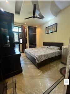 Bedroom Image of 800 Sq.ft 2 BHK Builder Floor for sale in Vikaspuri New Delhi for Rs. 8500000