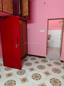 Bedroom Image of 800 Sq.ft 2 BHK Independent House for rent in Kodungaiyur West Chennai for Rs. 11000