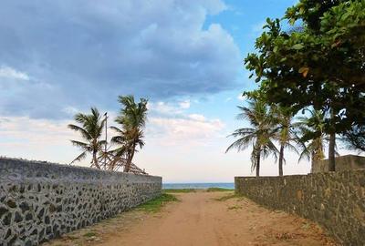 Image of 7200 Sq.ft Residential Plot / Land for sale in Injambakkam, Chennai for Rs. 46800000