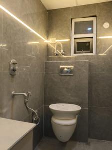 Common Bathroom Image of 650 Sq.ft 1.5 BHK Apartment / Flat for sale in Trinity High Street North Avenue, Noida Extension Greater Noida for Rs. 3900000