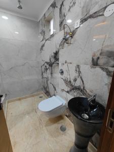 Bathroom Image of 950 Sq.ft 3 BHK Builder Floor for sale in Shalimar Bagh New Delhi for Rs. 18200000