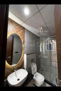 Bathroom Image of 1530 Sq.ft 3 BHK Builder Floor for rent in Raj One Good Earth, Sector 71 Gurgaon for Rs. 50000