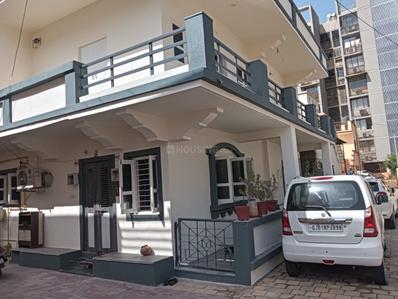 Image of 1656 Sq.ft 3 BHK Villa for sale in Sola, Ahmedabad for Rs. 32500000