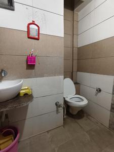 Bathroom Image of 900 Sq.ft 1.5 BHK Apartment / Flat for sale in New Maninagar Ahmedabad for Rs. 2950000
