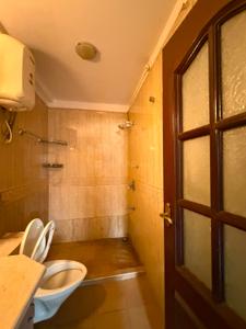 Image of 1900 Sq.ft 3 BHK Apartment / Flat for rent in Cooke Town, Bengaluru for Rs. 100000