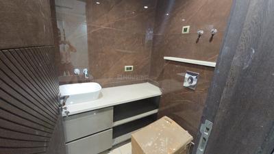 Image of 2700 Sq.ft 4 BHK Builder Floor for sale in Mansarover Garden, New Delhi for Rs. 50000000