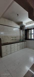 Bathroom Image of 800 Sq.ft 2 BHK Apartment / Flat for rent in Raj Vaibhav-1, Kandivali West Mumbai for Rs. 57000