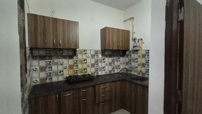 Kitchen Image of 500 Sq.ft 1 BHK Builder Floor for rent in Mayur Vihar Phase 1 New Delhi for Rs. 21000