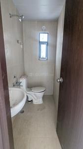 Bathroom Image of 835 Sq.ft 2.5 BHK Apartment / Flat for rent in Ganpati Smart City, Sikandra Agra for Rs. 9000