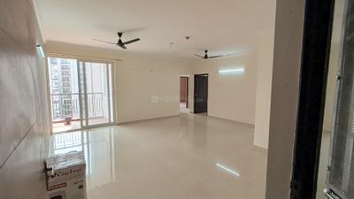 Living Room Image of 1780 Sq.ft 3 BHK Apartment / Flat for rent in Assotech The Nest, Crossings Republik Ghaziabad for Rs. 25000