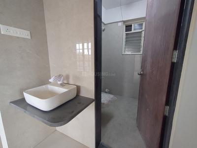 Bathroom Image of 2550 Sq.ft 3 BHK Apartment / Flat for sale in Associated Silvenia, Kothrud Pune for Rs. 27000000