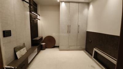 Bedroom Image of 2000 Sq.ft 4 BHK Builder Floor for sale in Kaushambi Ghaziabad for Rs. 22000000