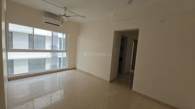 Living Room Image of 780 Sq.ft 1.5 BHK Apartment / Flat for rent in Keystone Rustomjee Cleon, Bandra East Mumbai for Rs. 86000