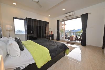 Bedroom Image of 8000 Sq.ft 8 BHK Villa for sale in Tungarli Lonavala for Rs. 61100000