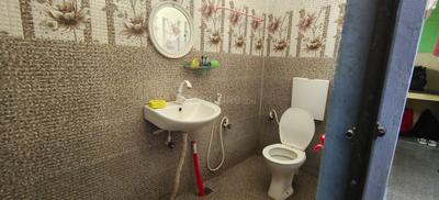 Bathroom Image of Elite living PG for boys in Guduvancheri, Chennai