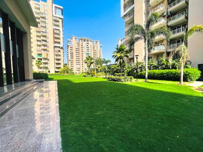 Image of 1720 Sq.ft 3 BHK Apartment / Flat for sale in Emaar Palm Gardens, Sector 83, Gurgaon for Rs. 22000000