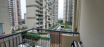 Balcony Image of 900 Sq.ft 2 BHK Apartment / Flat for rent in Aditya Urban Casa, Sector 78 Noida for Rs. 30000