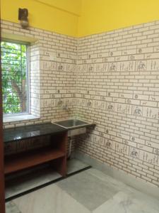 Kitchen Image of 550 Sq.ft 2 BHK Independent House for rent in Kankurgachi Apartment, Kankurgachi Kolkata for Rs. 15000