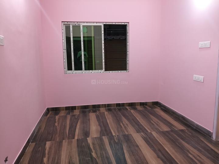 Dum Dum Park Bedroom 1