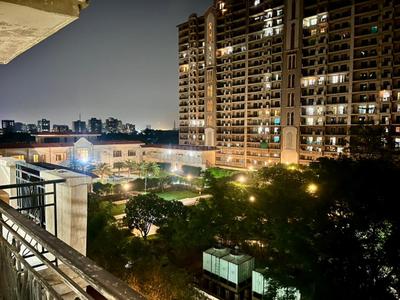 Balcony Image of 1943 Sq.ft 3 BHK Apartment / Flat for sale in DLF Express Greens, Manesar Gurgaon for Rs. 15000000