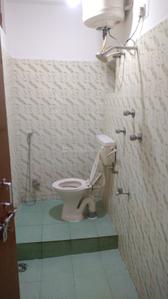 Bathroom Image of 1200 Sq.ft 2 BHK Builder Floor for rent in Koramangala Bengaluru for Rs. 31000