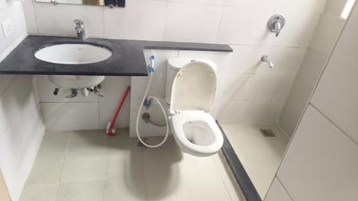 Image of 1450 Sq.ft 2 BHK Apartment / Flat for rent in Unitech Horizon, Sector PI, Greater Noida for Rs. 20000