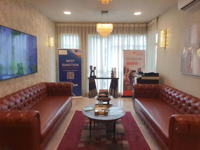 Living Room Image of 1296 Sq.ft 2 BHK Apartment / Flat for sale in Ireo The Corridors, Sector 67 Gurgaon for Rs. 21000000