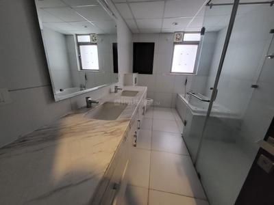 Bathroom Image of 3250 Sq.ft 4 BHK Duplex for rent in TATA Primanti Villa, Sector 72 Gurgaon for Rs. 120000