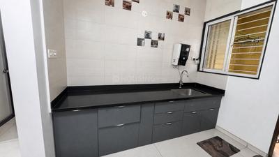 Kitchen Image of 1200 Sq.ft 3 BHK Apartment / Flat for rent in Powai Naka Satara for Rs. 28000