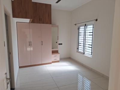 Bedroom Image of 1100 Sq.ft 2 BHK Builder Floor for rent in Bommanahalli Bengaluru for Rs. 32000