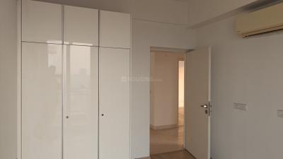 Bedroom Image of 1350 Sq.ft 3 BHK Apartment / Flat for sale in DLF The Primus, Sector 82A Gurgaon for Rs. 30500000