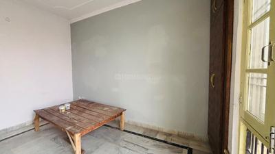 Bedroom Image of 1000 Sq.ft 2 BHK Apartment / Flat for rent in Chinhat Lucknow for Rs. 13000