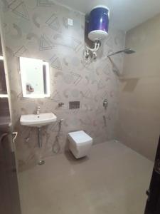 Bathroom Image of 2400 Sq.ft 3 BHK Duplex for sale in Danda Khudanewala Dehradun for Rs. 16500000