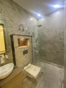 Image of 1440 Sq.ft 3 BHK Builder Floor for sale in Mukherjee Nagar, New Delhi for Rs. 27000000