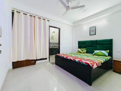 Bedroom Image of 800 Sq.ft 2 BHK Builder Floor for rent in DDA Freedom Fighters Enclave, Said-Ul-Ajaib New Delhi for Rs. 32000