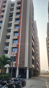 Image of 630 Sq.ft 2 BHK Apartment / Flat for rent in Sahitya Altezza, Naroda, Ahmedabad for Rs. 13000