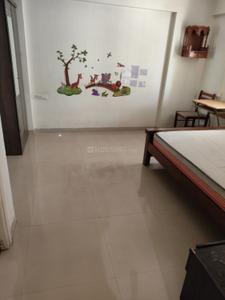 Bedroom Image of 641 Sq.ft 2 BHK Apartment / Flat for rent in Kalpataru Serenity, Hadapsar Pune for Rs. 28000