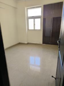 Bedroom Image of 1015 Sq.ft 2.5 BHK Apartment / Flat for sale in Amrapali Princely Estate, Sector 76 Noida for Rs. 9600000