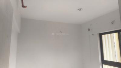 Bedroom Image of 750 Sq.ft 1.5 BHK Apartment / Flat for rent in Runwal Gardens, Dombivli East Thane for Rs. 15000