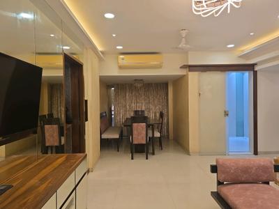 Living Room Image of 3000 Sq.ft 4 BHK Apartment / Flat for sale in DLH Square, Juhu Mumbai for Rs. 150000000