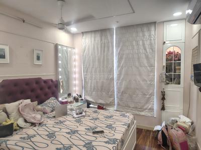 Bedroom Image of 1400 Sq.ft 3 BHK Apartment / Flat for sale in Hiranandani Estate Rodas Enclave, Hiranandani Estate Thane for Rs. 32000000
