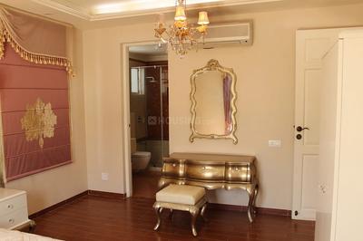 Hall Image of 8550 Sq.ft 5 BHK Villa for sale in Venetian Villas, Thaltej Ahmedabad for Rs. 100000000
